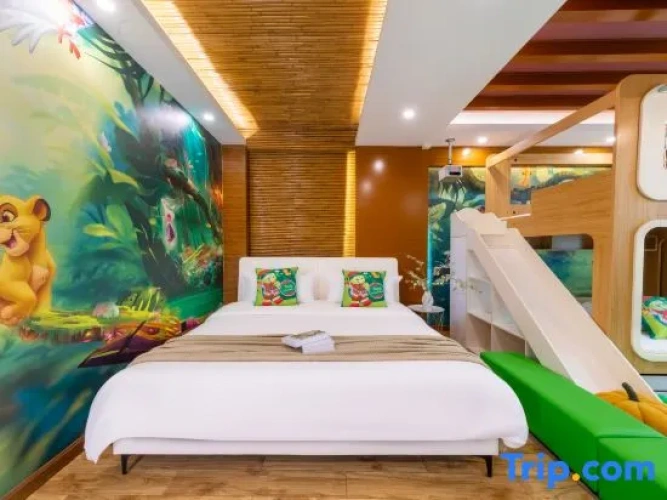 Standard Triple room