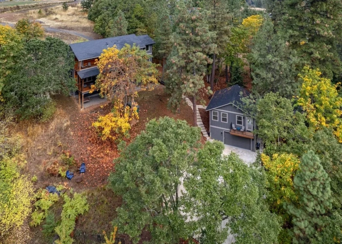 3 Bedrooms Cottage