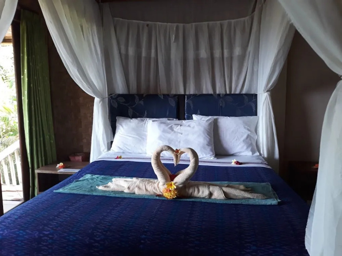 Om Shanti Cottages