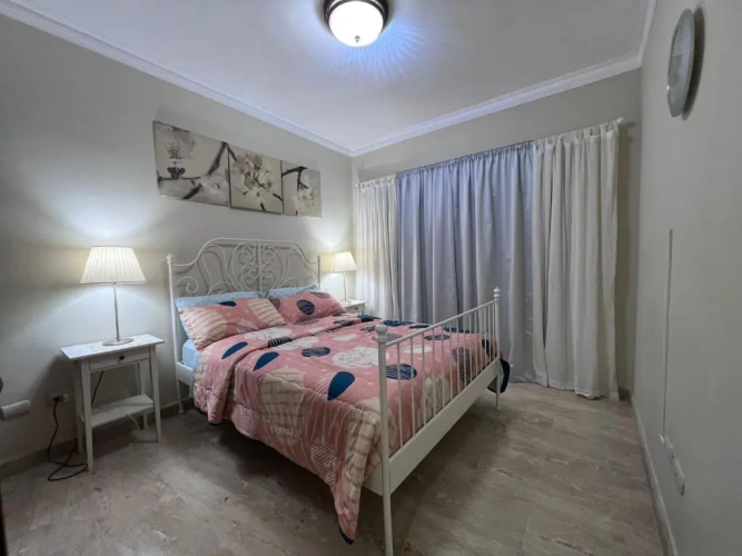 3 Bedrooms Apartment