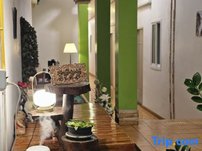 Khunnampheung Apartment
