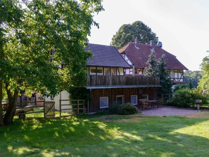 3 Bedrooms Cottage