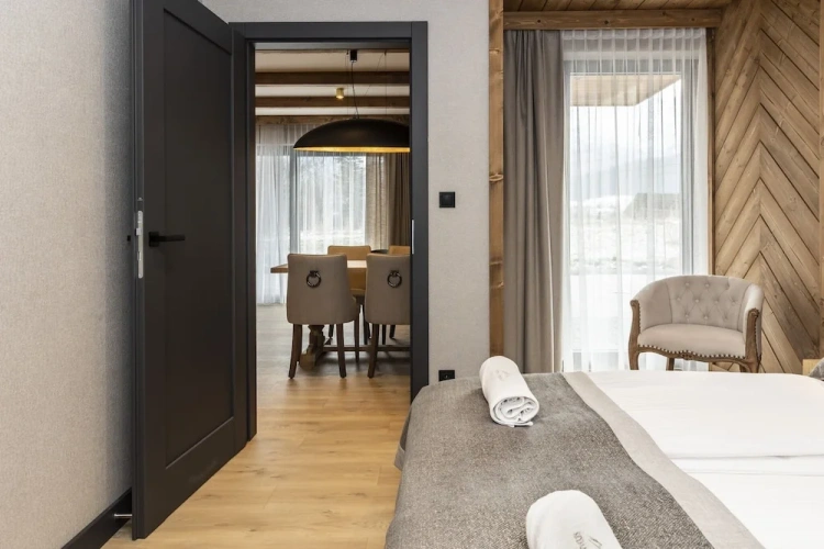 Superior Apartment