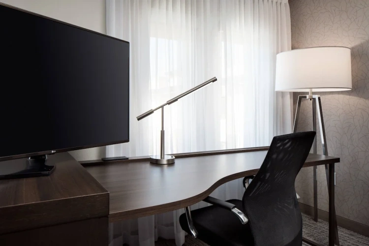 1 Bedroom Suite