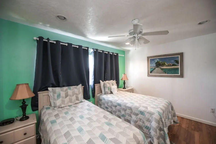 LJ's Cottages by Beachside Management