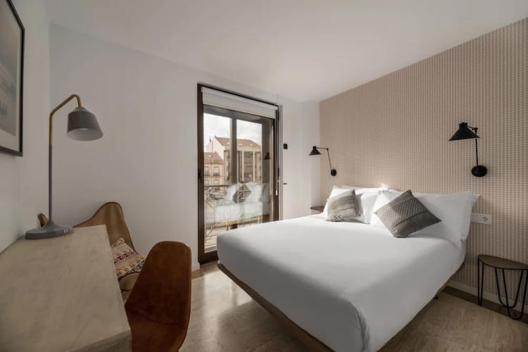 Suite The Way