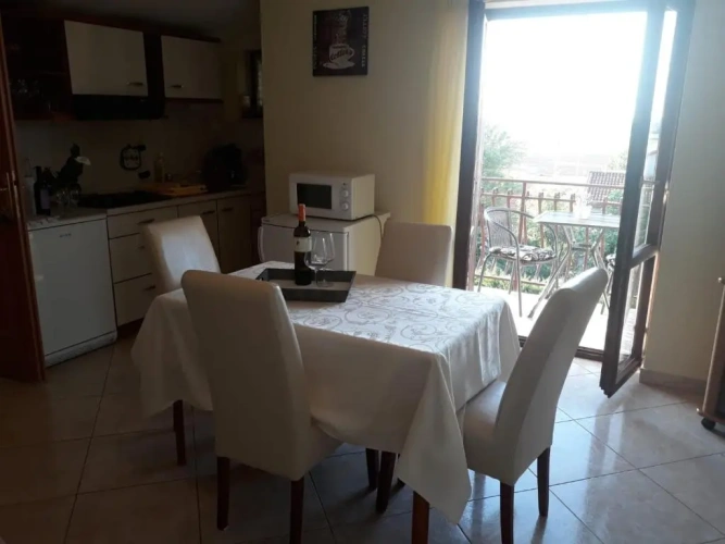 2 Bedrooms Apartment with balcony