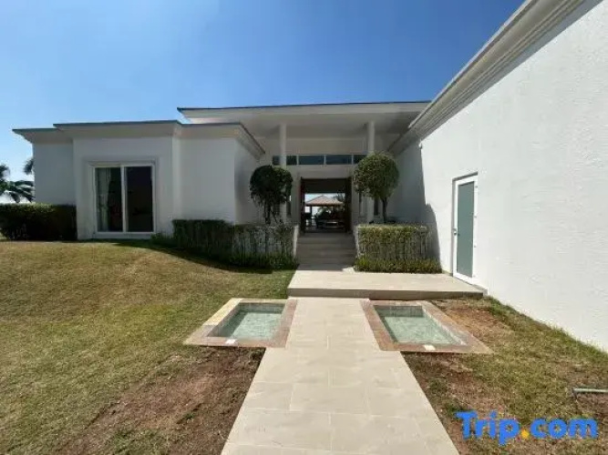 Sunset View Pool Villa 116/4BR/10 Persons/BBQ