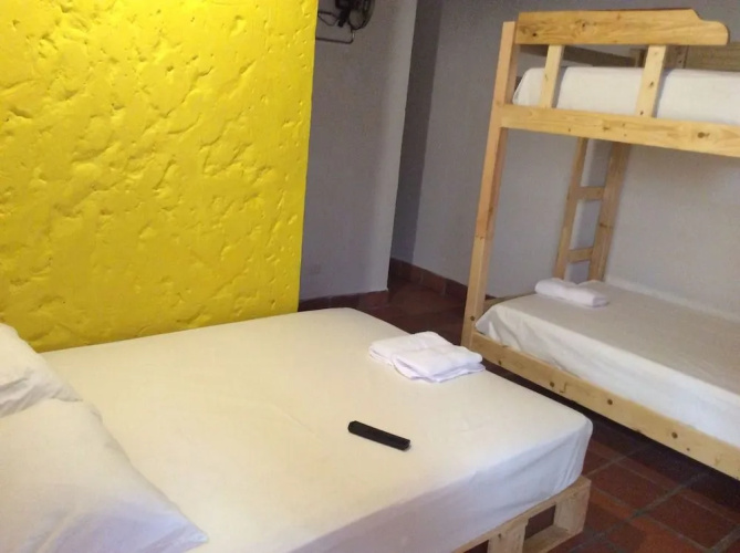 Green Nomads Hostel