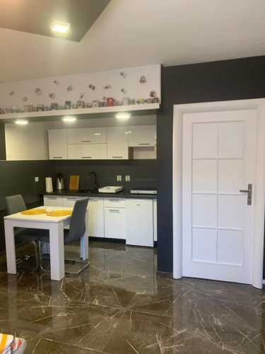 Studio apartman DAMA blizina amfiteatra i privatan parking