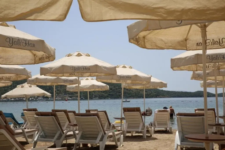 UzHan Beach Hotel