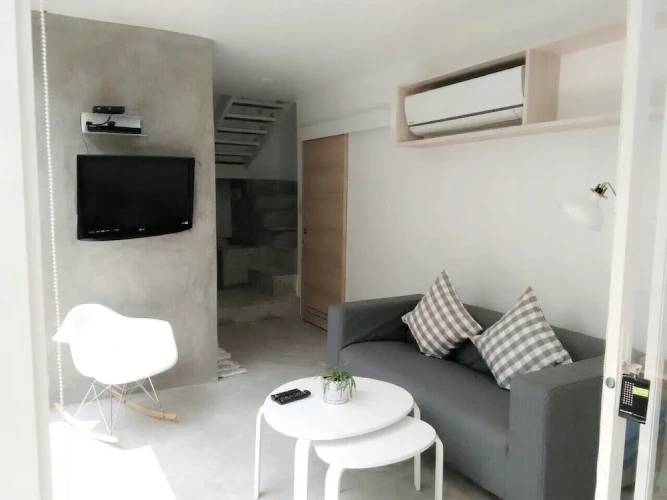 1 Bedroom Apartment with pool view