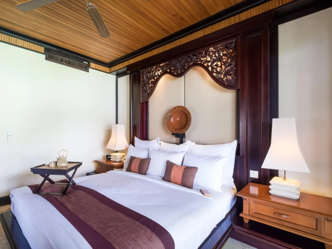 Suite with balcony and with view