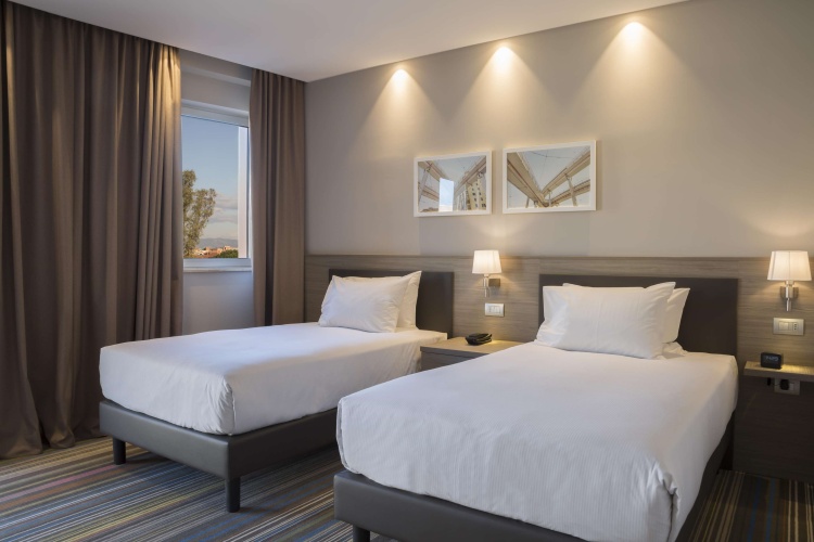 Hampton by Hilton Rome East photo 8