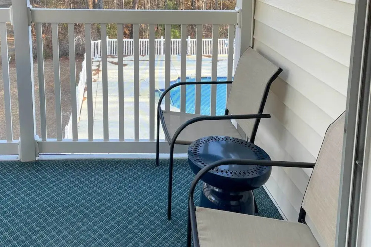 3 Community Pools: Golf Course Condo in Longs
