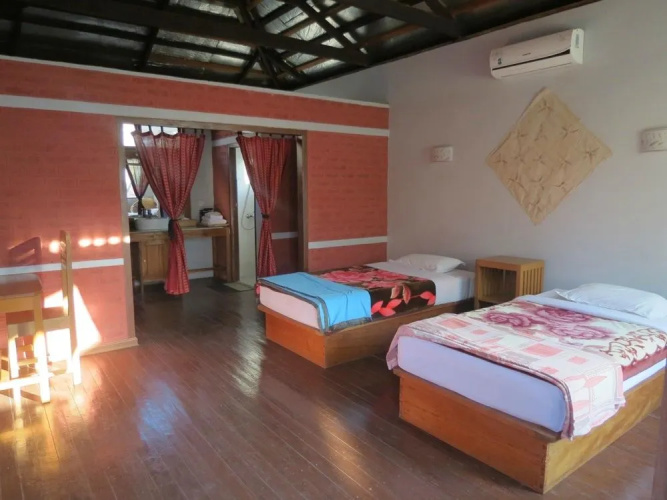 Pyi1 Guest House