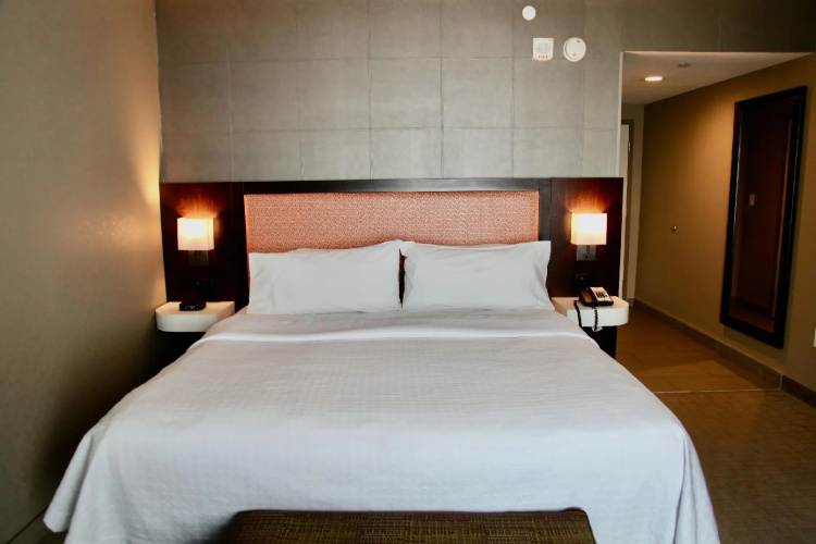 Hampton Inn by Hilton Calgary Airport North photo 6