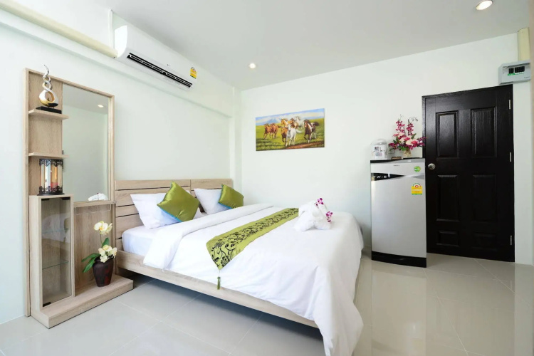 Enrich Boutique Place