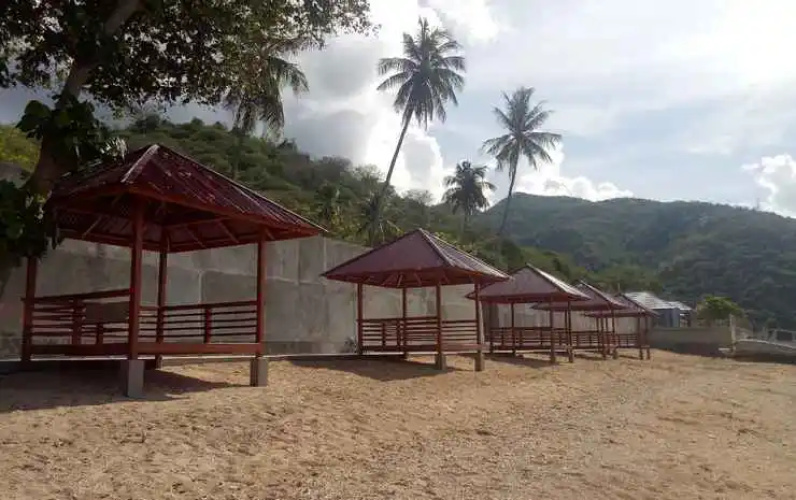 century beach resort gorontalo