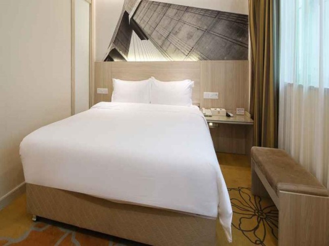 Standard Double room with view