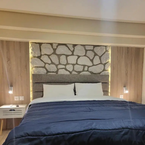 kondoulis APARTMENT 2