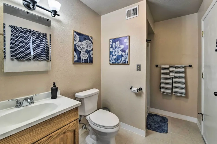 3 Bedrooms Cottage