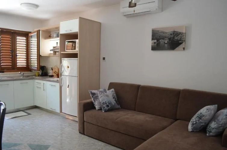 1 Bedroom Apartment with sea view