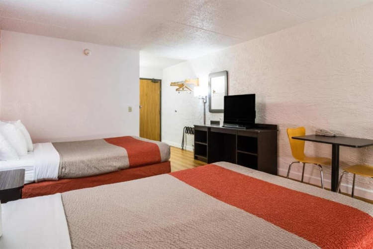 Motel 6 Prospect Heights, IL