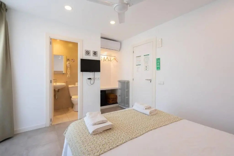 Hostal Bonany