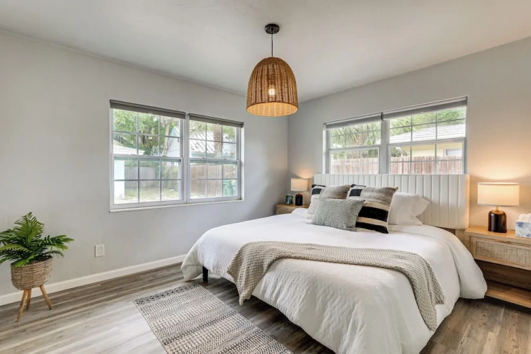 2 Bedrooms Cottage
