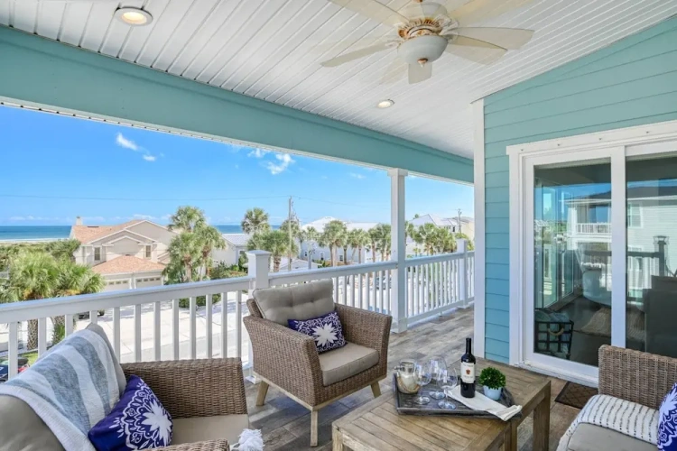 Cottage with balcony