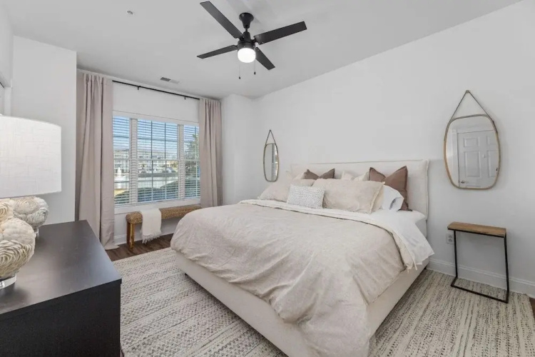 4855-101 Luster Leaf Circle 3 Bedroom Condo by Redawning