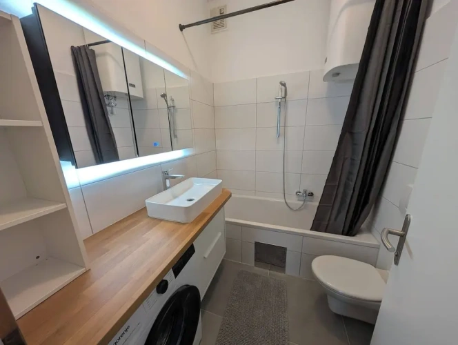 1 Bedroom Apartment
