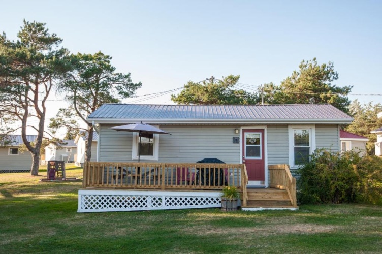 1 Bedroom Deluxe Cottage