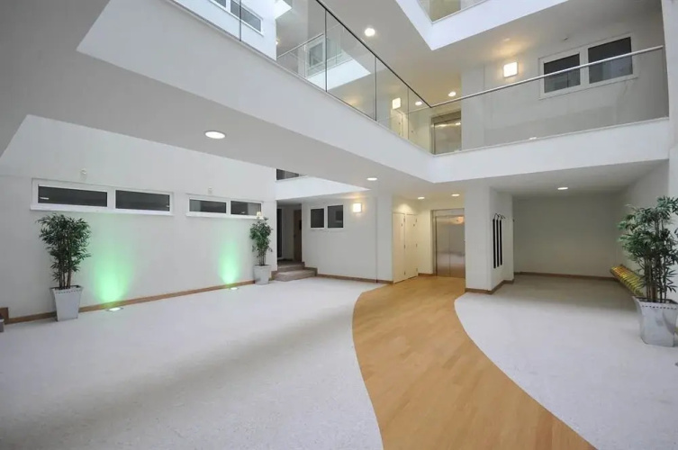 Base Serviced Apartments - Spectrum
