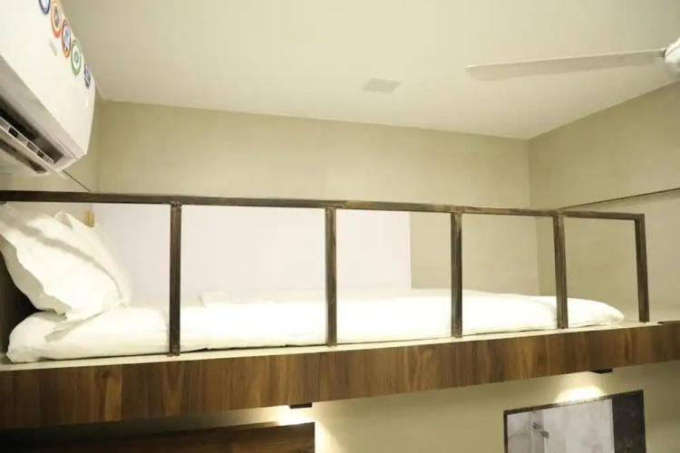 Hotel Rooms Dadar