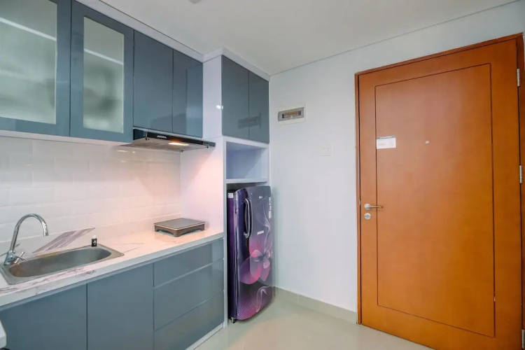 Nice And Comfortable 2Br Apartment At Royal Olive Residence