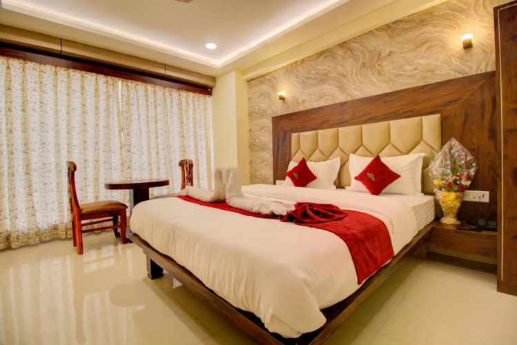 Hotel Samaira Residency