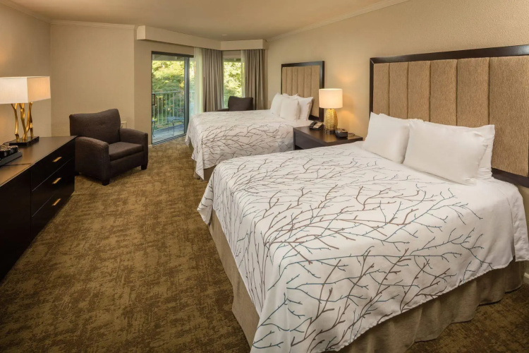 Eagle Ridge Resort and Spa