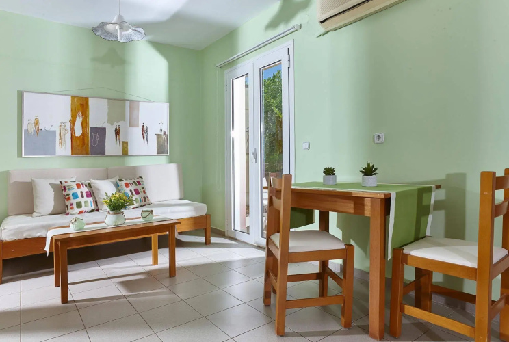 Everest Apartments