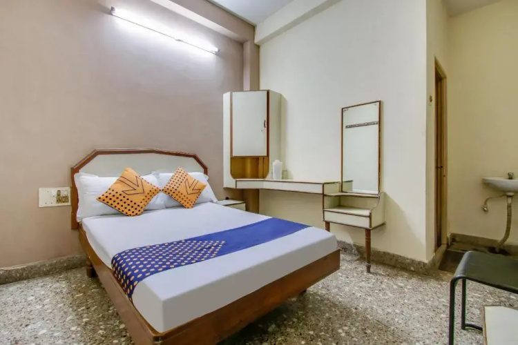 SPOT ON 65711 Hotel New Aiswarya