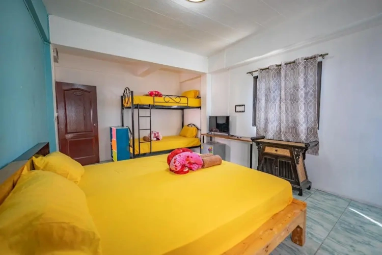 Standard Family room