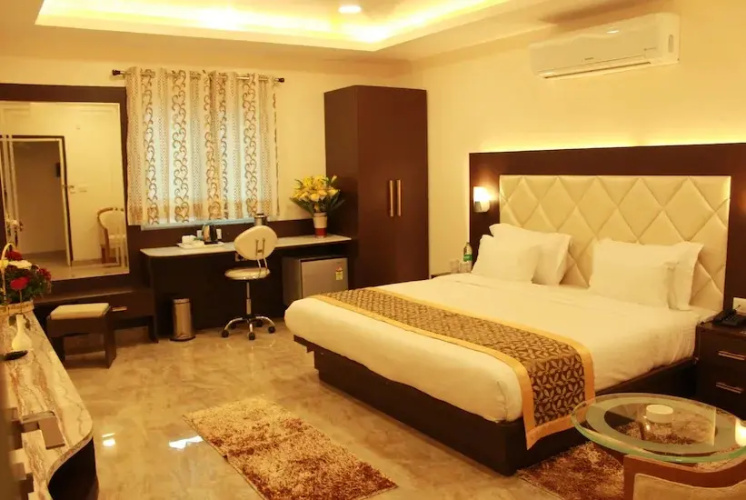 Hotel Pal Paradise