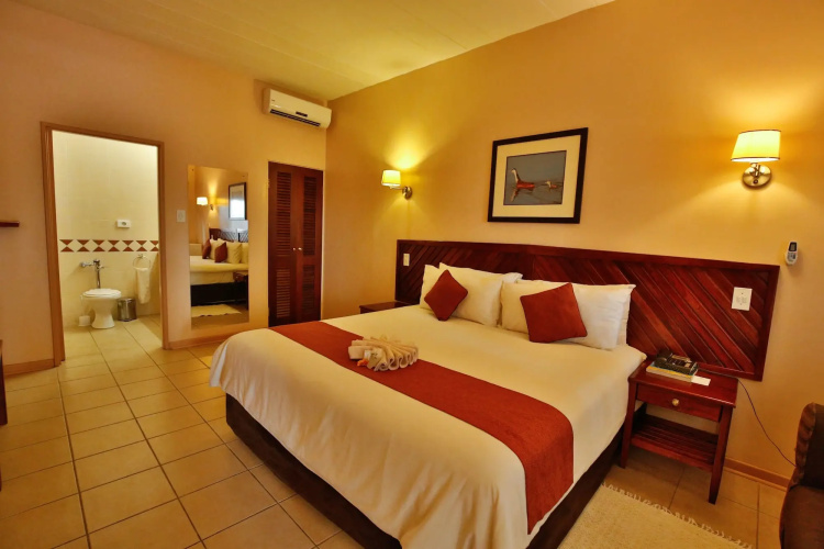Maun Lodge