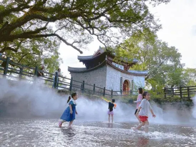 Guzhang Shuiqiao Hostel