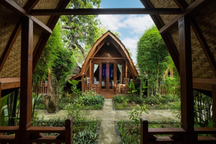 Classic Double room with garden view