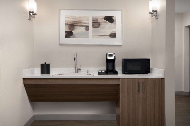 Hilton Garden Inn Philadelphia/Ft. Washington photo 38