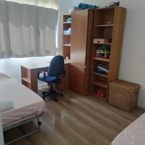 Apartment close to the beach with free parking
