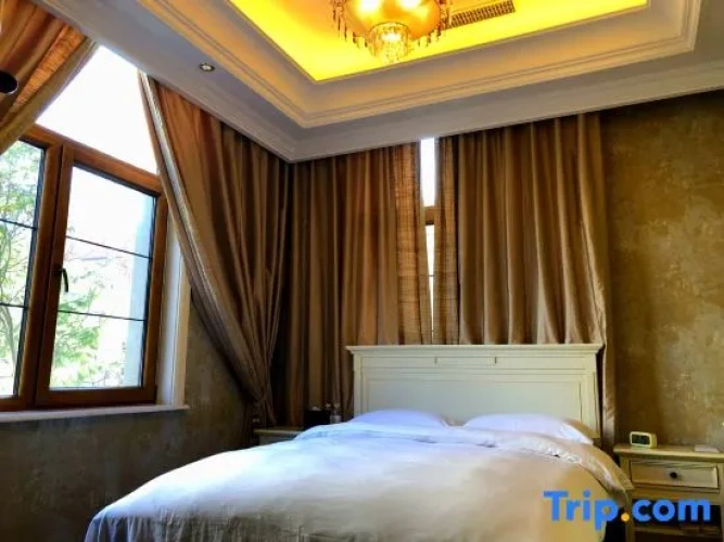 5 Bedrooms Suite