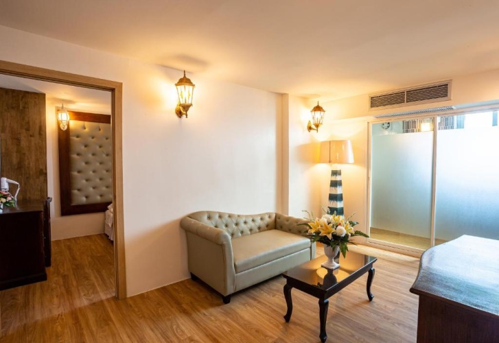 2 Bedrooms Suite